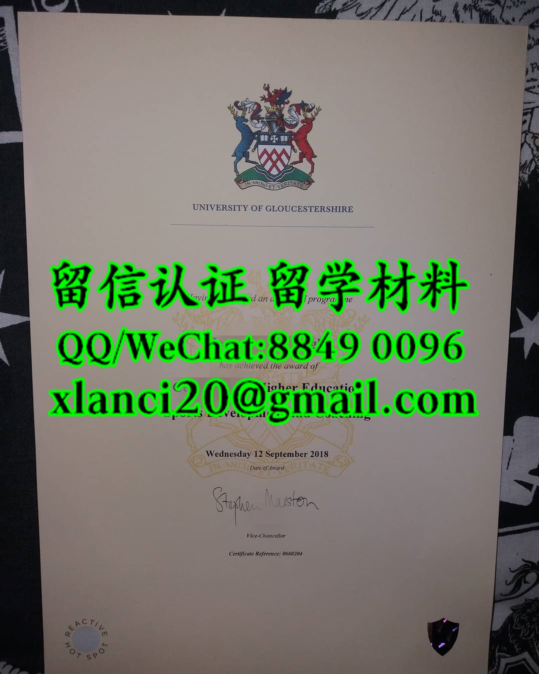 英国格鲁斯特大学毕业证书光敏防伪*University of Gloucestershire diploma文凭证书